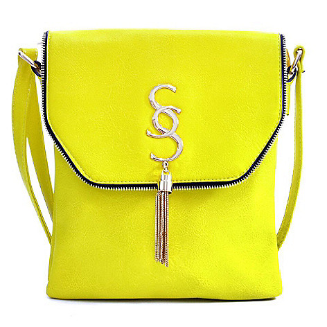 Detailed Messenger-Style Crossbody Bag